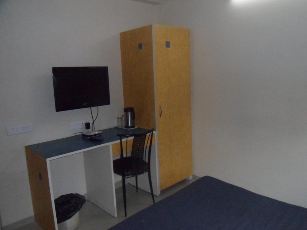Hotel Dudawat Ahmedabad Quarto foto